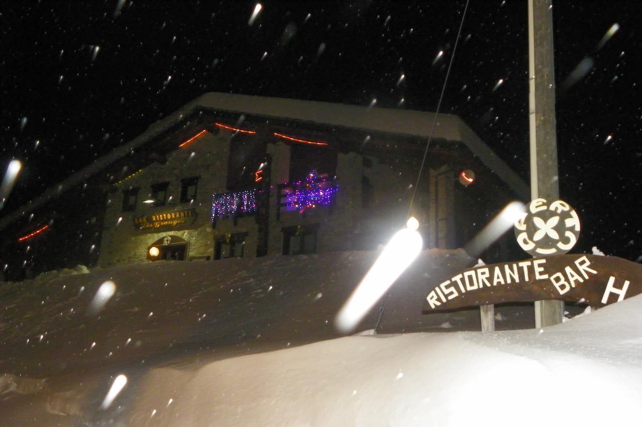 Hotel Les Granges La Thuile Exterior photo